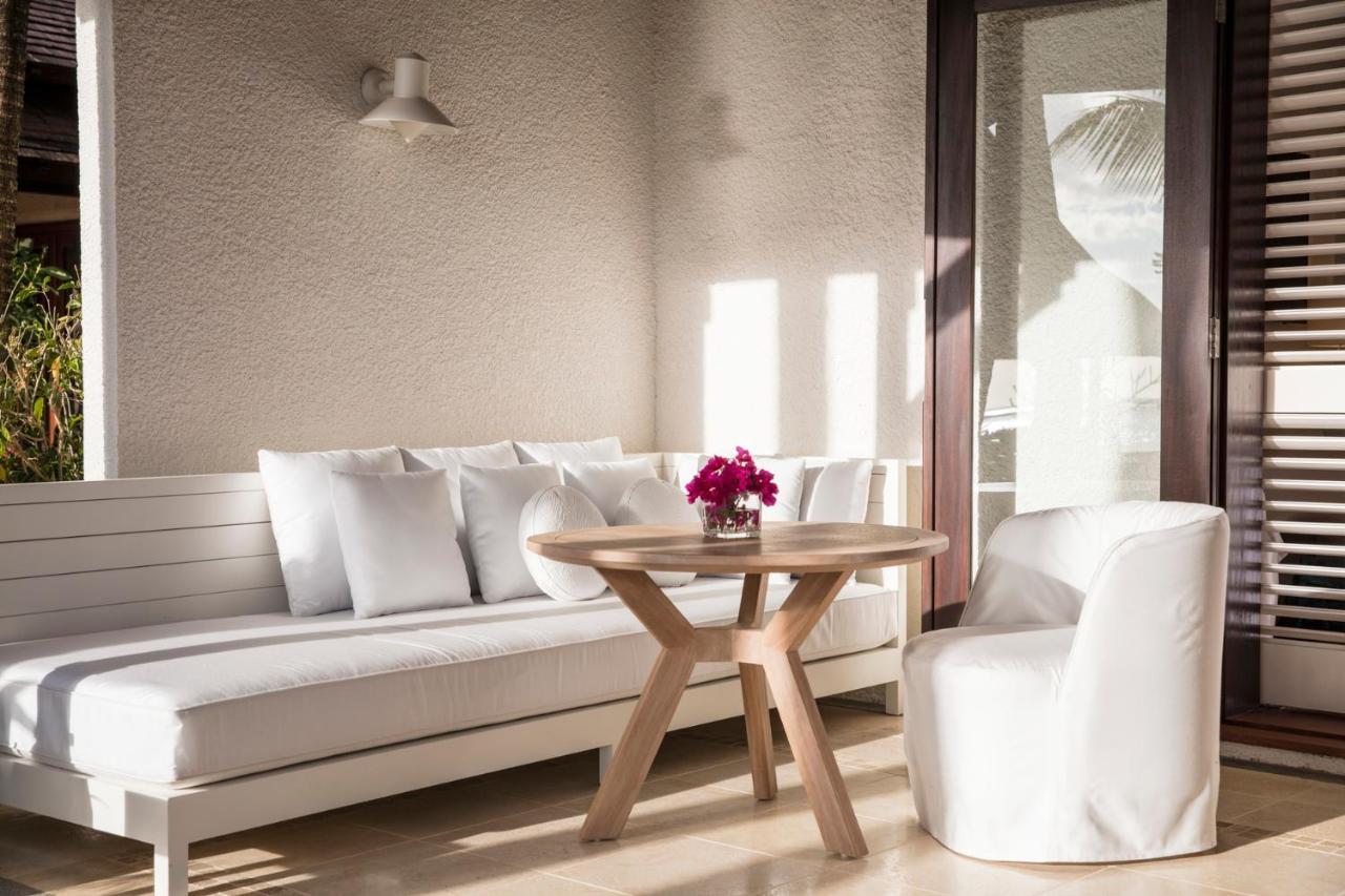 Lux* Le Morne Resort Екстер'єр фото Interior of a suite